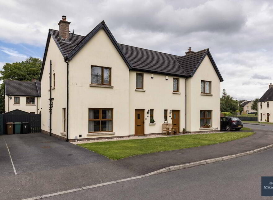 6 Nicholson Green, Donaghcloney, BT66 7UY