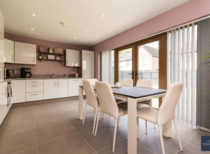 6 Nicholson Green, Donaghcloney, BT66 7UY