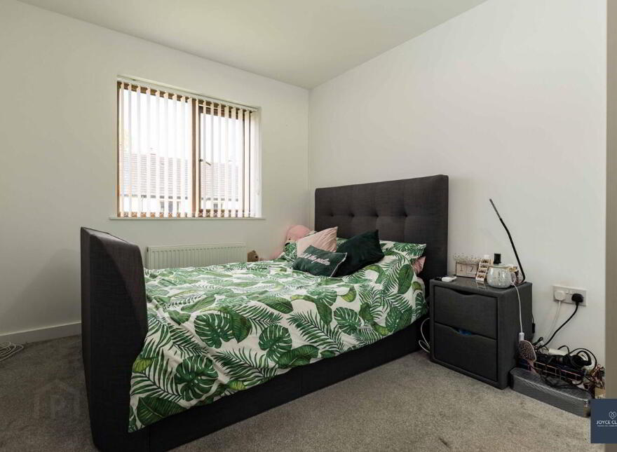 6 Nicholson Green, Donaghcloney, BT66 7UY