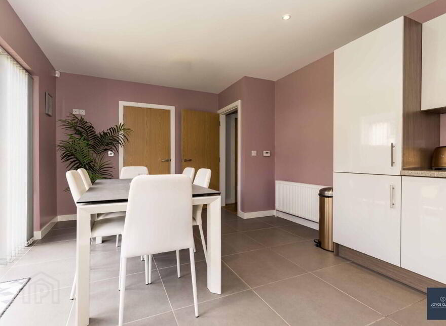 6 Nicholson Green, Donaghcloney, BT66 7UY