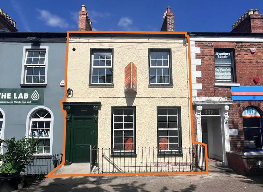 241 Lisburn Road, Belfast, BT9 7EN