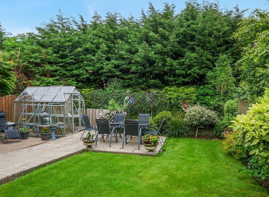 30 Carnbrae Avenue, Four Winds, Belfast, BT8 6NH