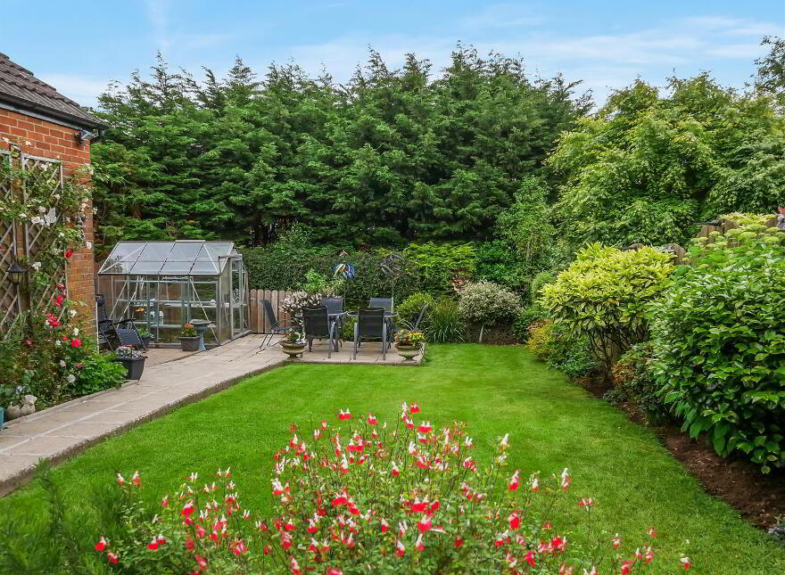 30 Carnbrae Avenue, Four Winds, Belfast, BT8 6NH