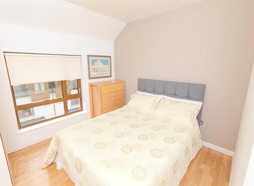 Apt 3, 2 Knockdene Gate, Belfast, BT4 3JL