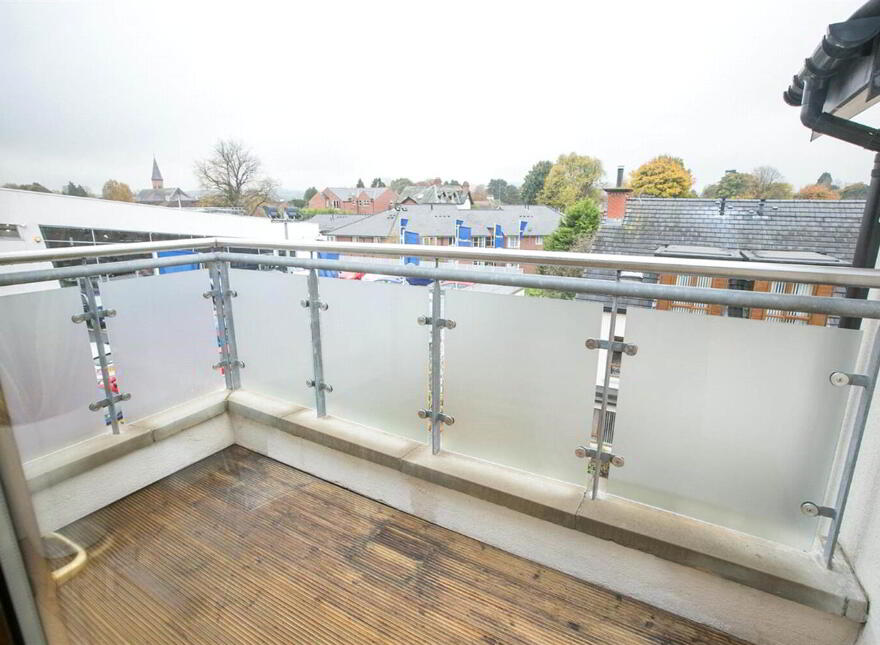 Apt 3, 2 Knockdene Gate, Belfast, BT4 3JL