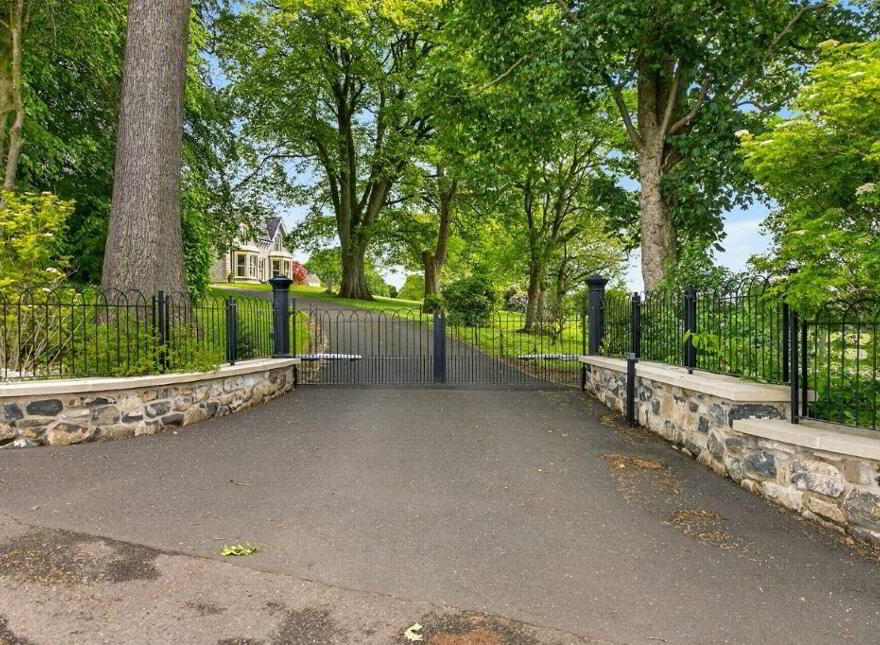 Knowehead House, 45 & 45a Knowehead Road, Broughshane, BT43 7LF