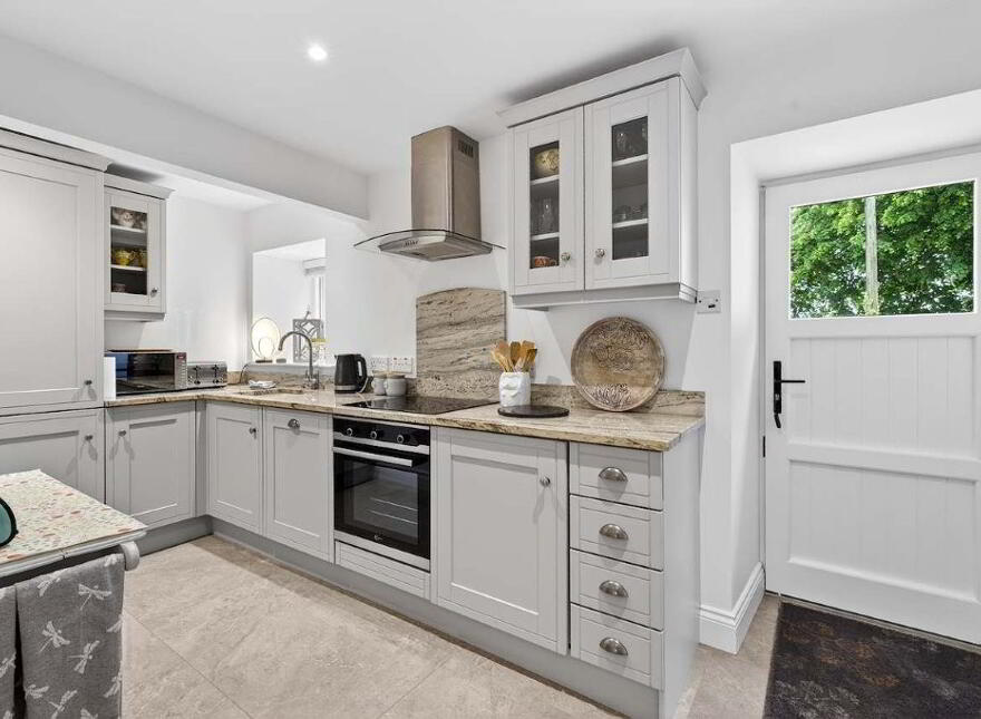 Knowehead House, 45 & 45a Knowehead Road, Broughshane, BT43 7LF