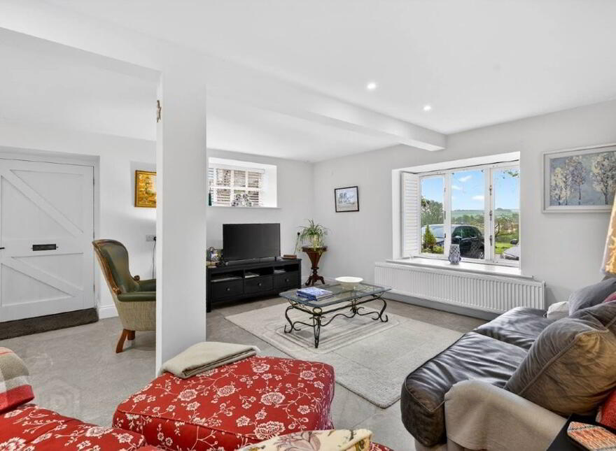 Knowehead House, 45 & 45a Knowehead Road, Broughshane, BT43 7LF