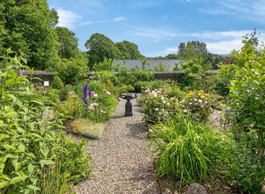 Knowehead House, 45 & 45a Knowehead Road, Broughshane, BT43 7LF