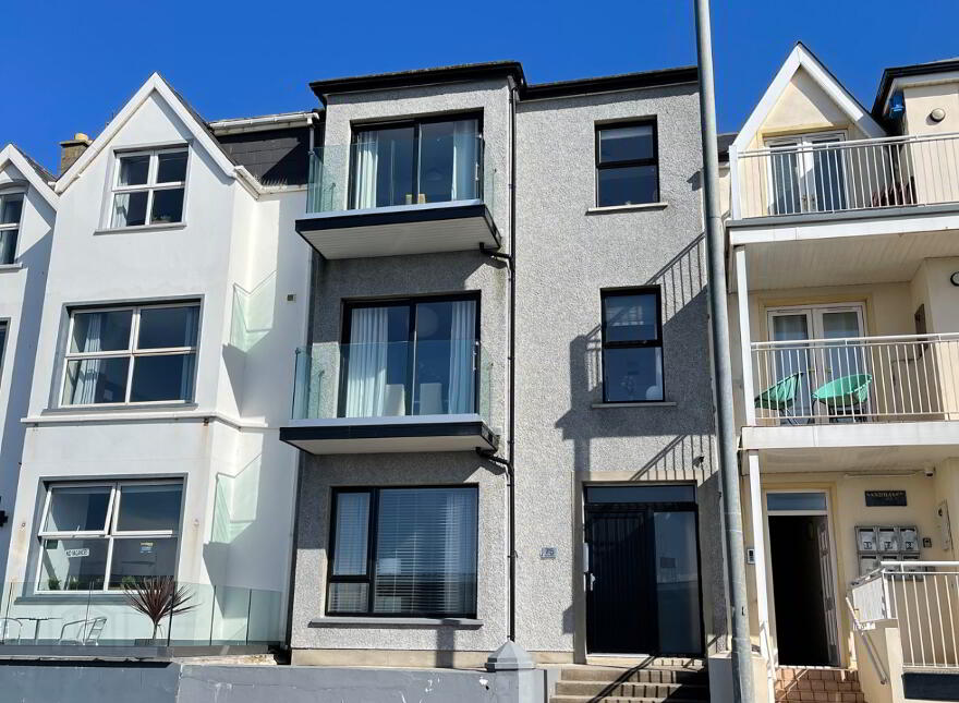 8/9 Month LET, 75 Eglinton Street, Portrush, BT56 8DZ