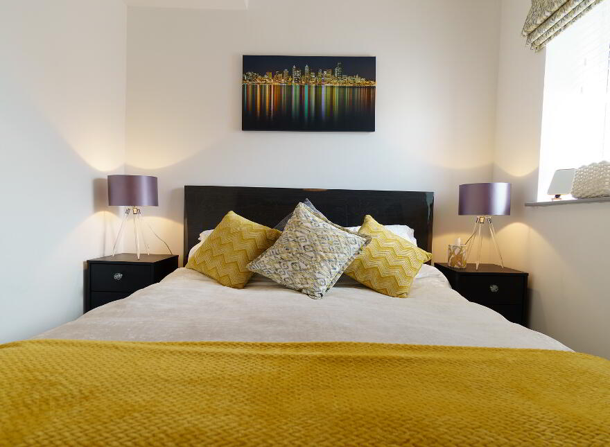 8/9 Month LET, 75 Eglinton Street, Portrush, BT56 8DZ