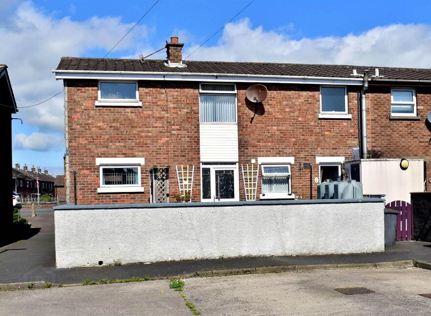 11 Moyne Gardens, Newtownards, BT23 8NJ