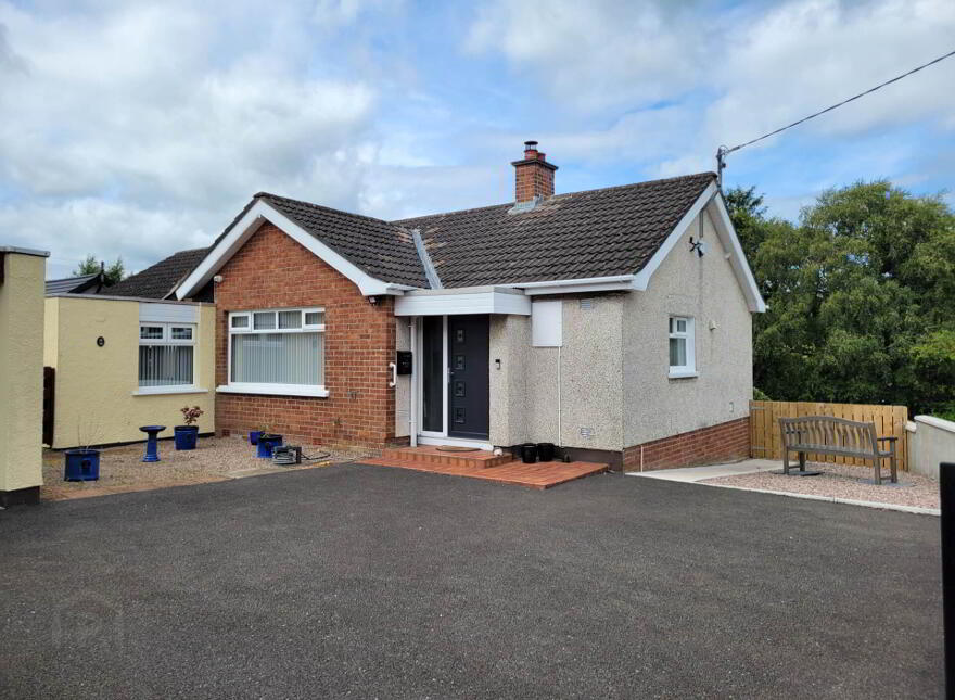 14 Branch Road, Larne, BT40 1TX