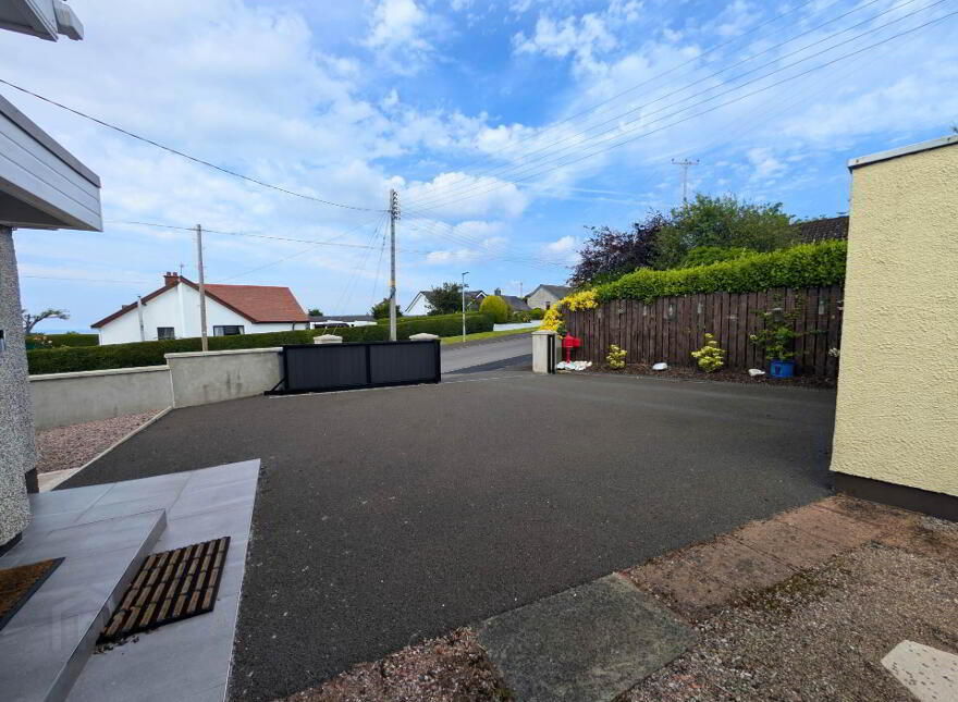 14 Branch Road, Larne, BT40 1TX