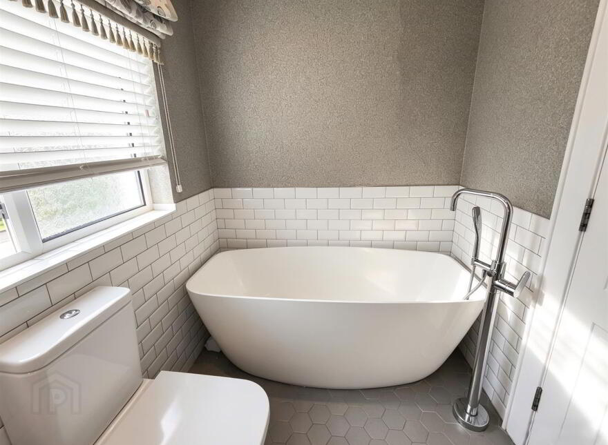 9 Fortwilliam Gardens, Belfast, BT15 4BS