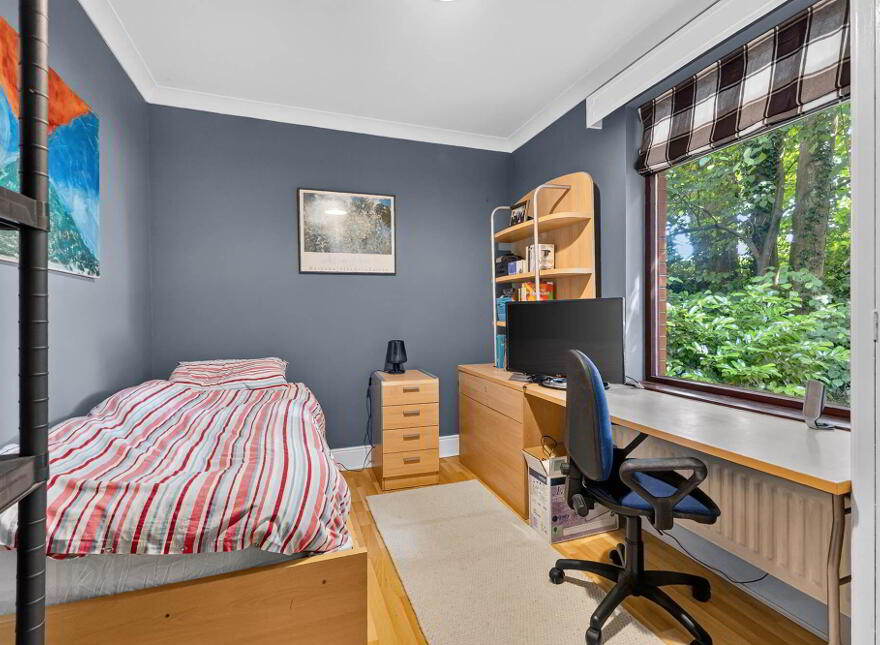 12 Ballyclough Road, Lisburn, BT28 3UY