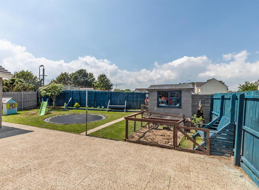 13 The Links, Ballykinler, Downpatrick, BT30 8FE