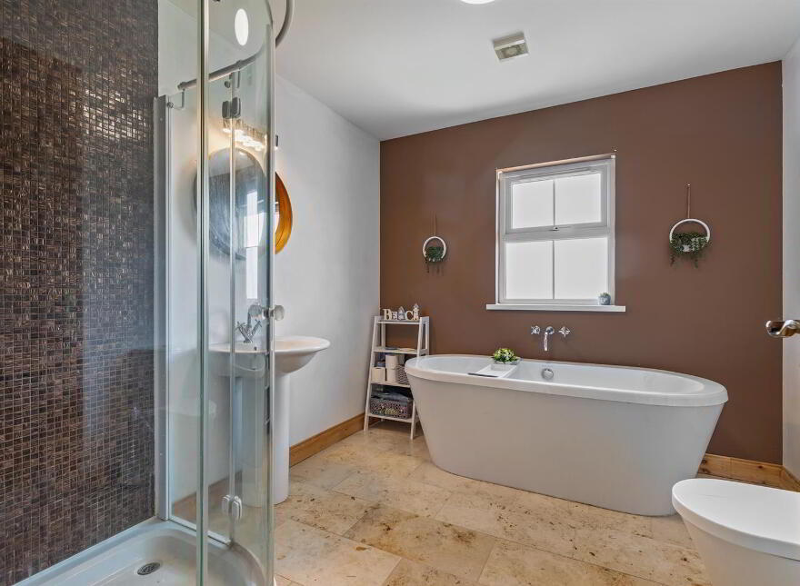 13 The Links, Ballykinler, Downpatrick, BT30 8FE