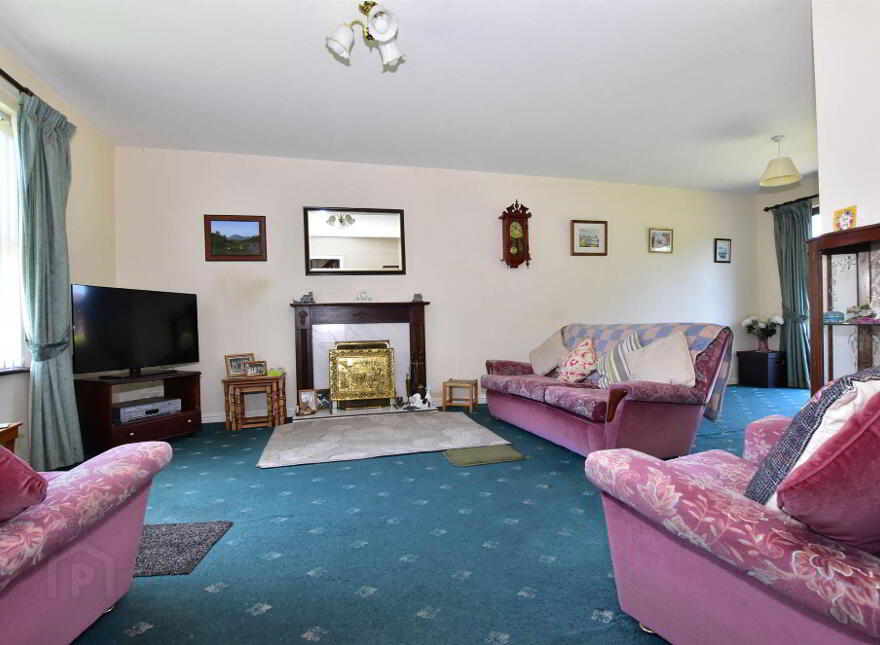 19 Newtown Crescent, Newtownards, BT23 7GP