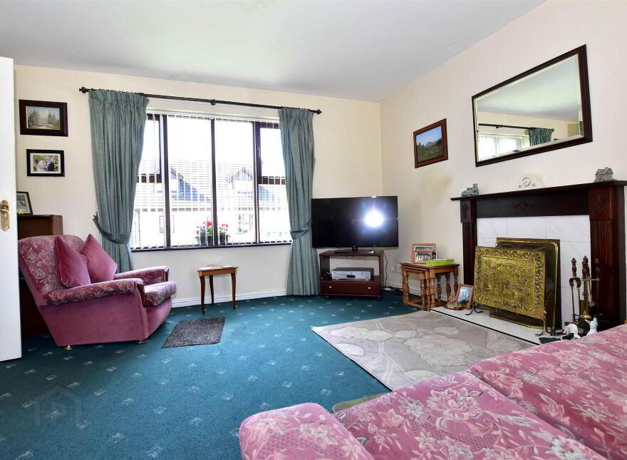 19 Newtown Crescent, Newtownards, BT23 7GP