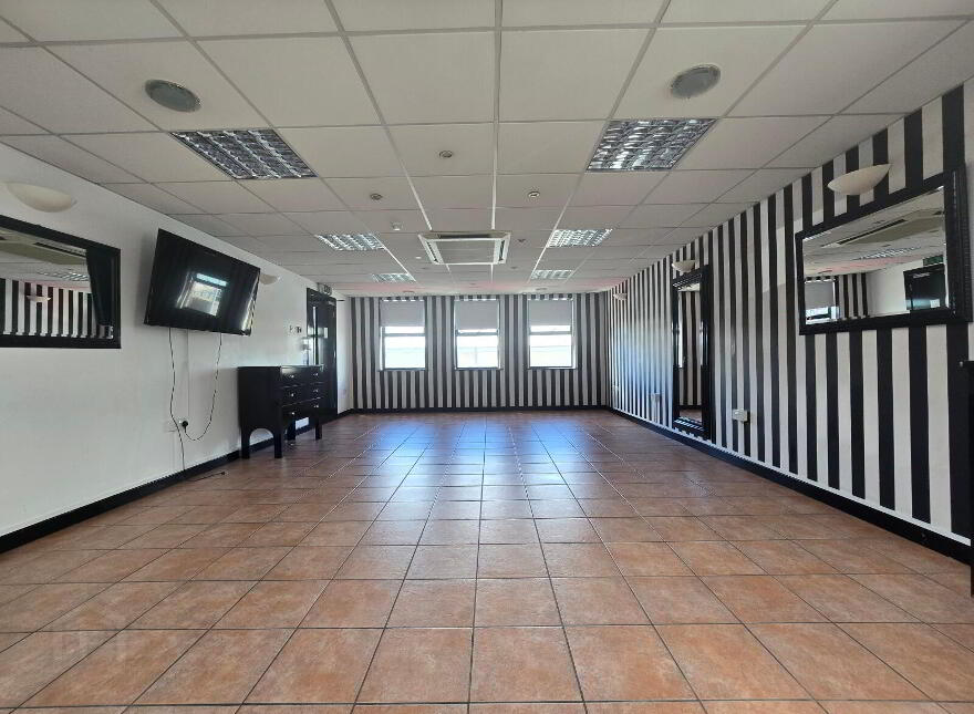 Unit 3, 11-14 Newry Street, Warrenpoint, Newry, BT34 3JZ