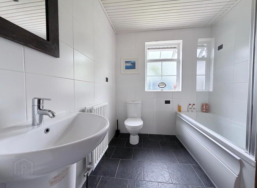 4 Barrick Hill, Lawrencetown, BT63 6EE