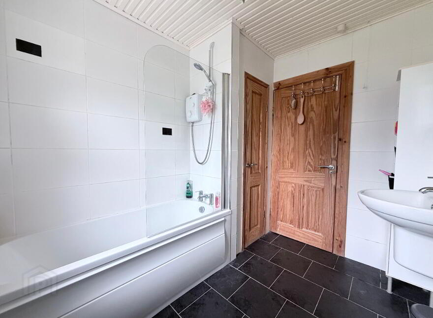 4 Barrick Hill, Lawrencetown, BT63 6EE