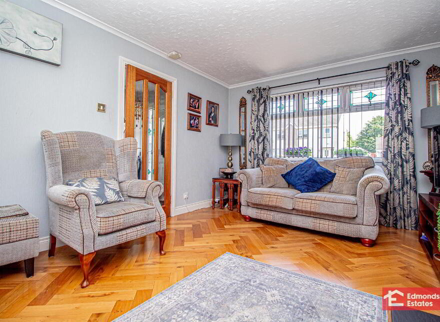 34 Fenaghy Park, Galgorm, Ballymena, BT42 1JT