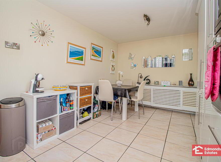 34 Fenaghy Park, Galgorm, Ballymena, BT42 1JT