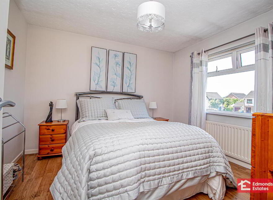 34 Fenaghy Park, Galgorm, Ballymena, BT42 1JT