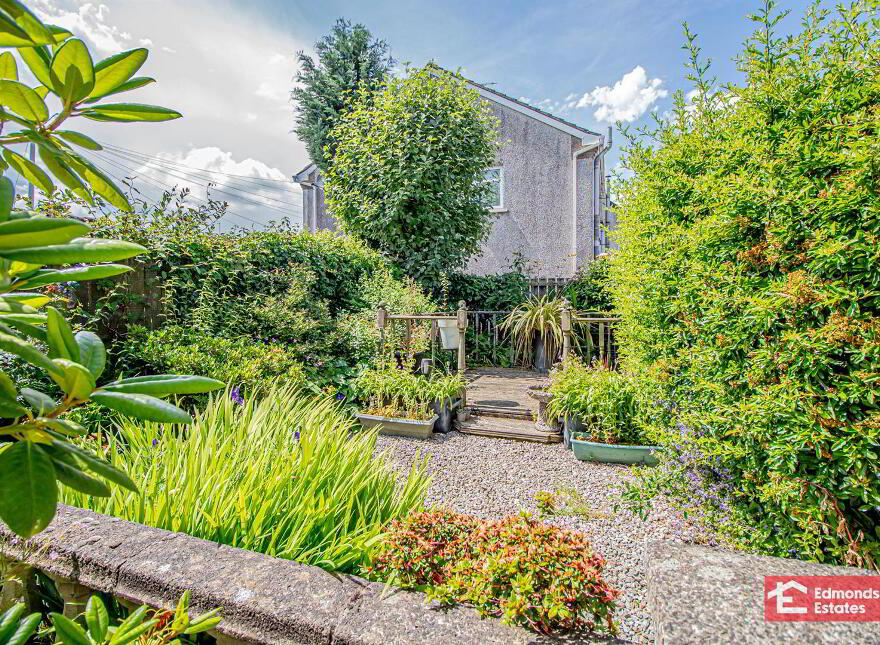 34 Fenaghy Park, Galgorm, Ballymena, BT42 1JT