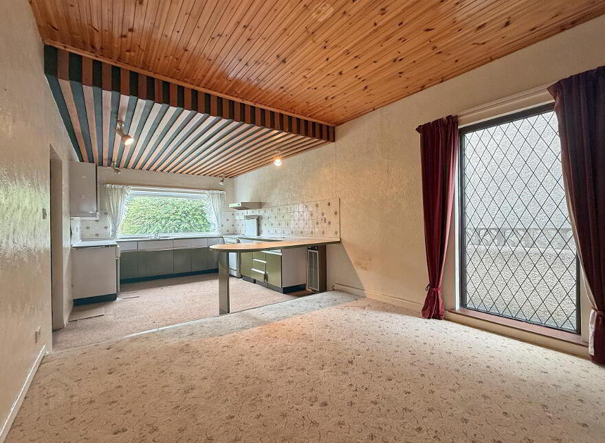 38 Ballywillin Road, Portrush, BT56 8JN