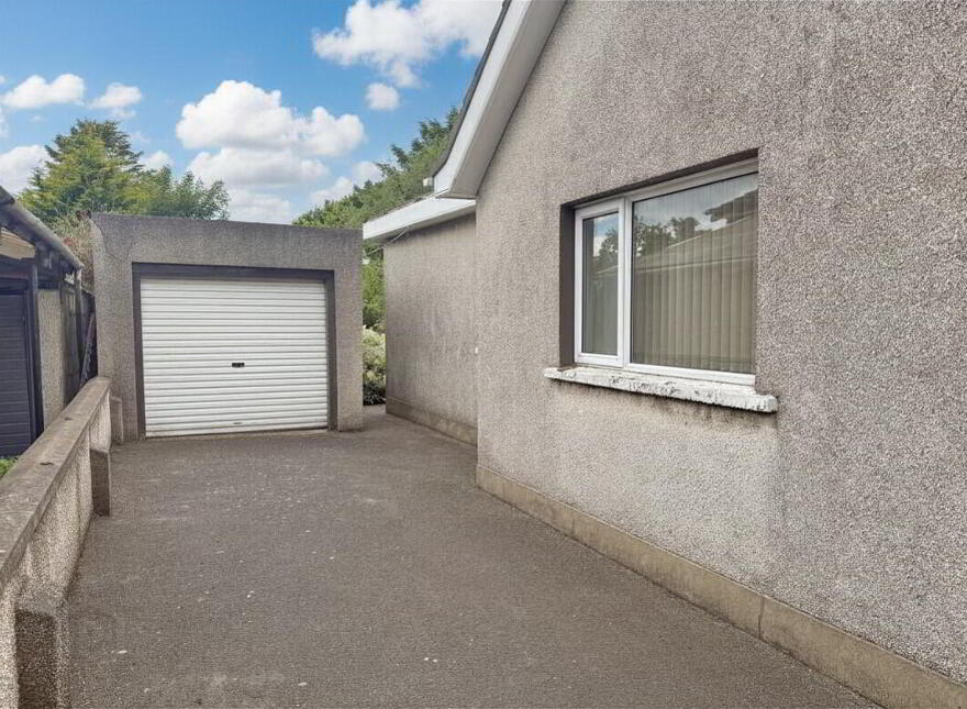 38 Ballywillin Road, Portrush, BT56 8JN