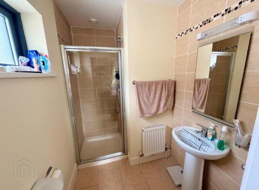 5 Allenbrook, Drumshanbo, N41R267