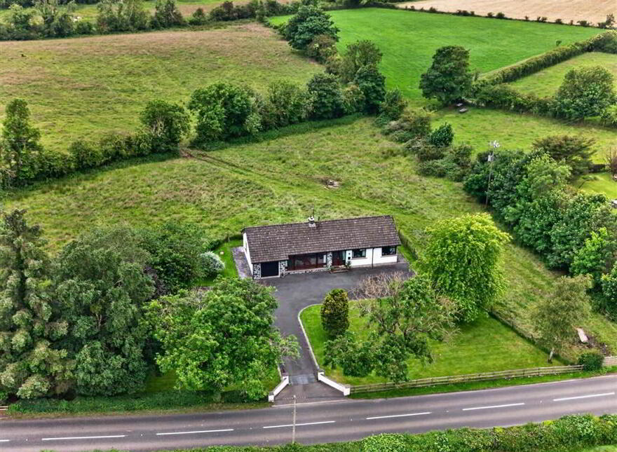 216 Dromara Road, Drumlough, Hillsborough, BT26 6QW