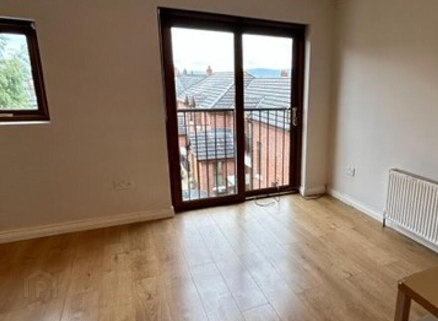 Apt 3, 26 Wynford St, Bloomfield, Belfast, BT5 5DD