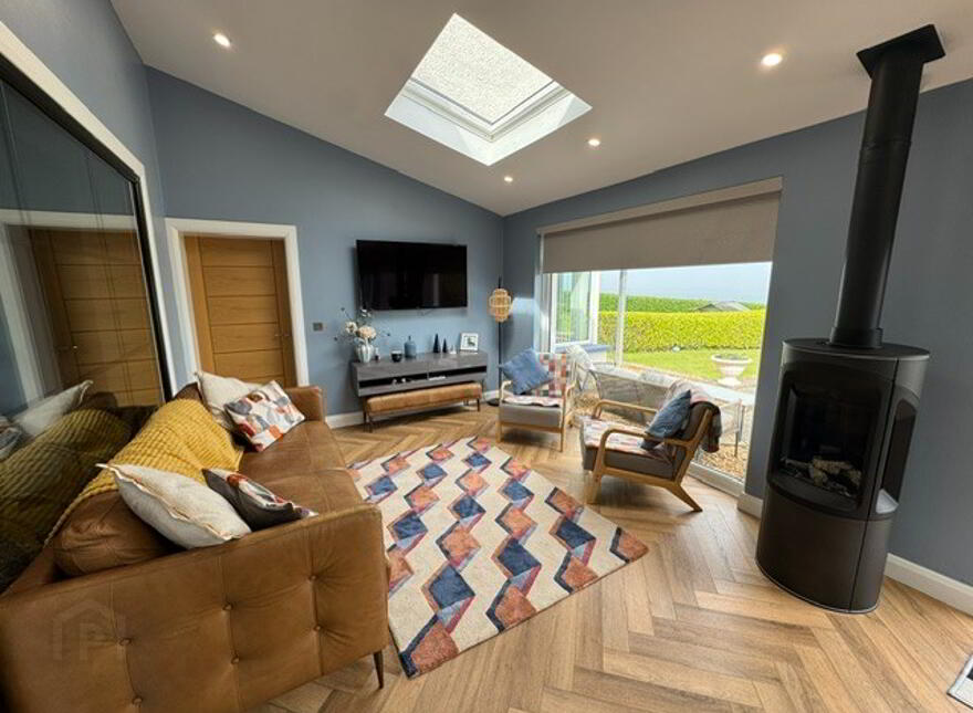 Windy Ridge, 25 Donegall Avenue, Whitehead, BT38 9NB