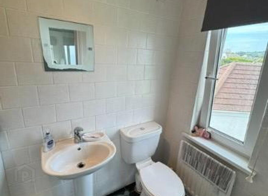 Windy Ridge, 25 Donegall Avenue, Whitehead, BT38 9NB