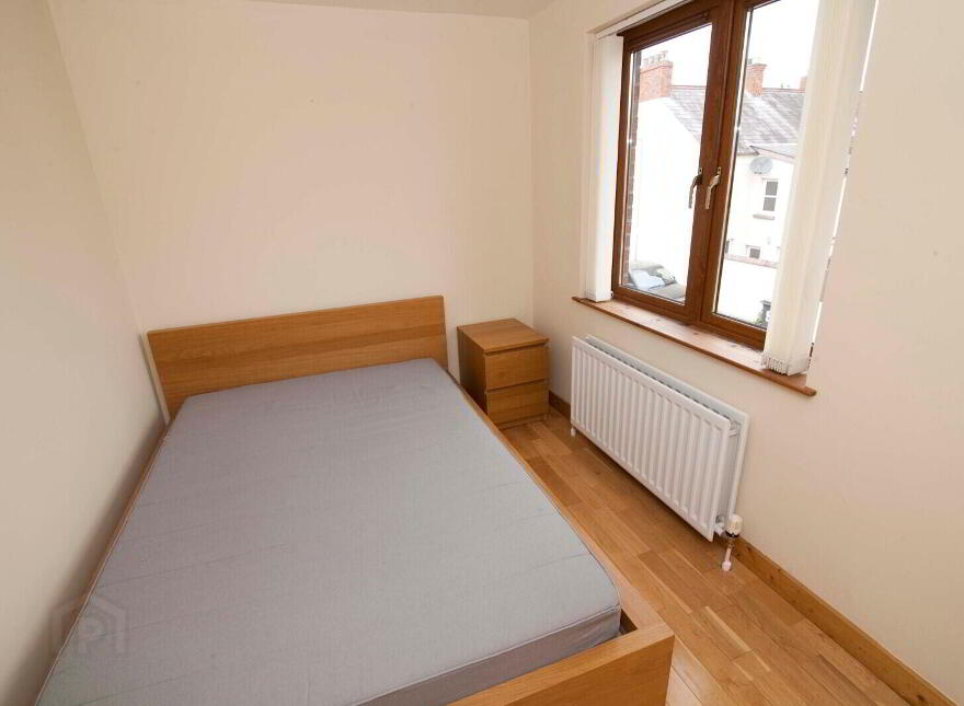 27 Eastleigh Crescent, Belfast, BT5 6HT