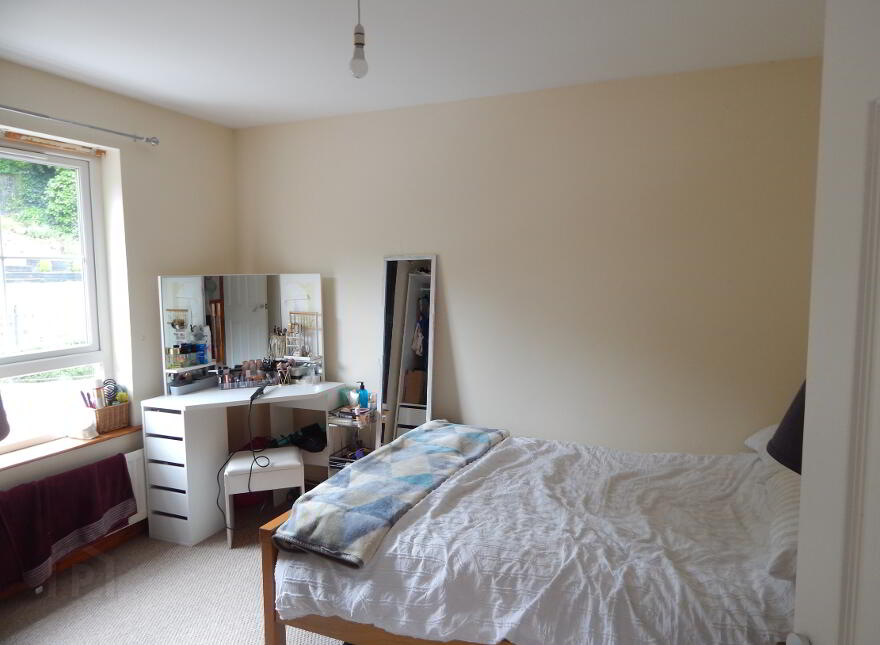 4 Greenvale Grove, Antrim, BT41 1SW