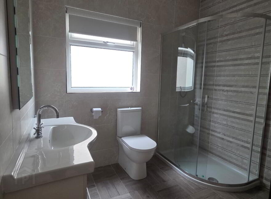 15 Queenora Avenue, Portstewart, BT55 7BU
