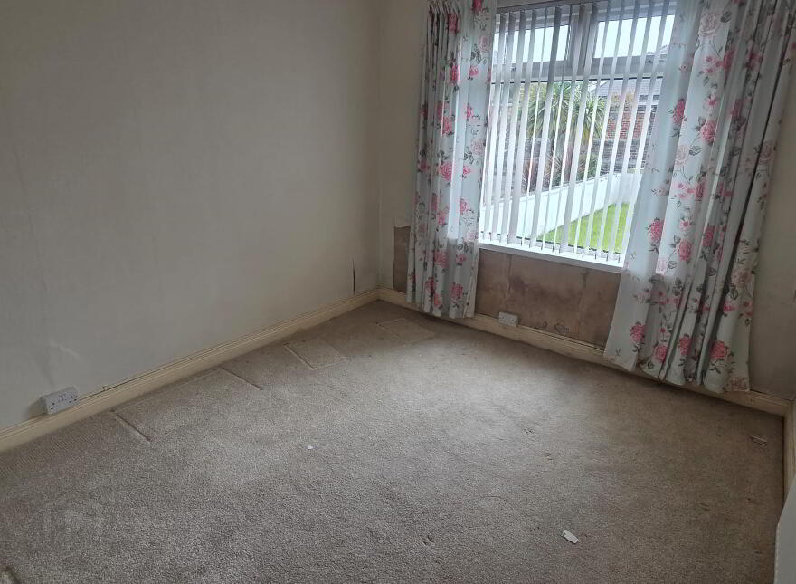 15 Queenora Avenue, Portstewart, BT55 7BU