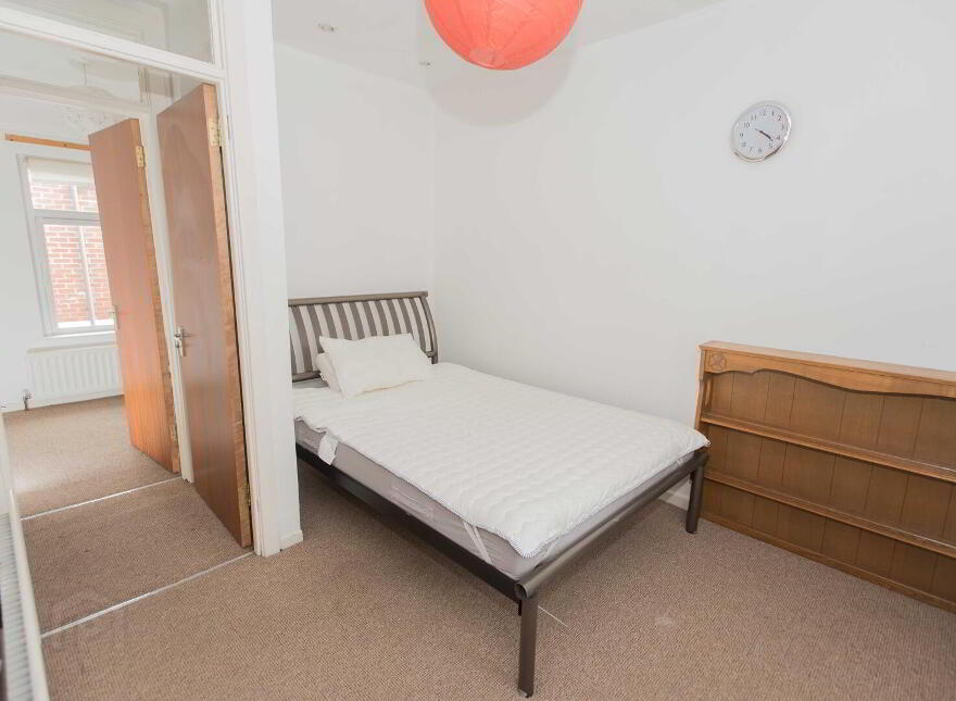 12 Mayfield Street, Belfast, BT9 7HF