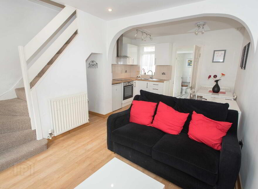 12 Mayfield Street, Belfast, BT9 7HF