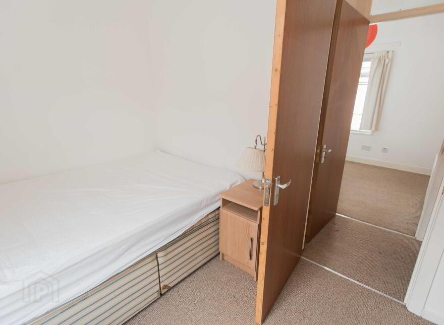 12 Mayfield Street, Belfast, BT9 7HF