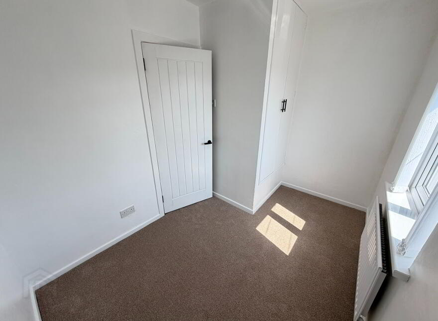 10 Menin Road, Antrim, BT41 4JA