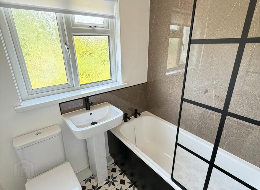 10 Menin Road, Antrim, BT41 4JA