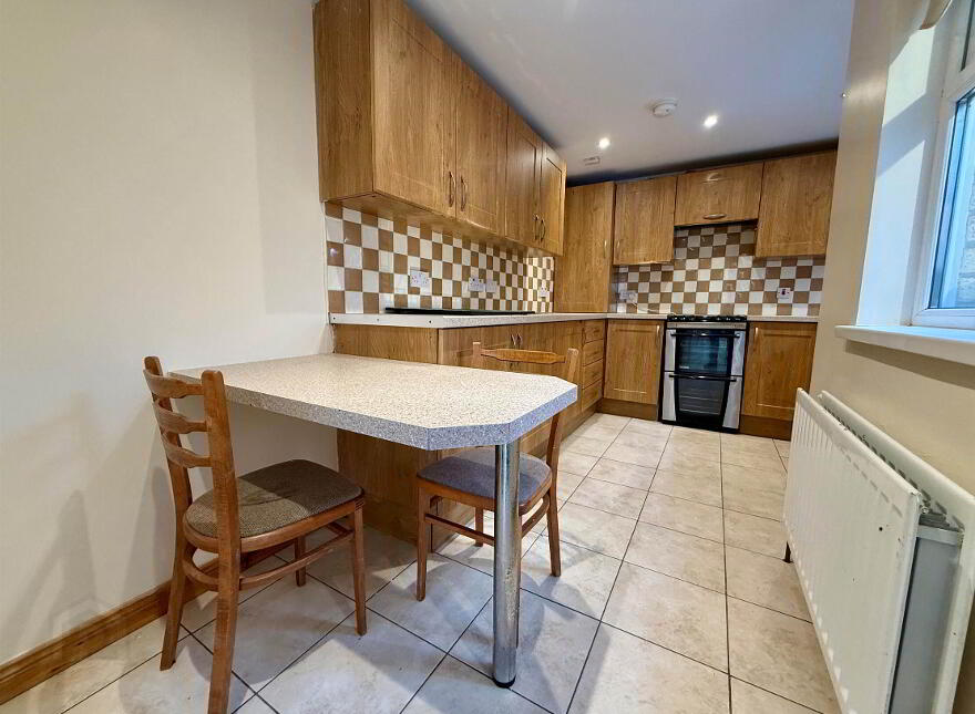 3 Loopland Parade, Belfast, BT6 9EF