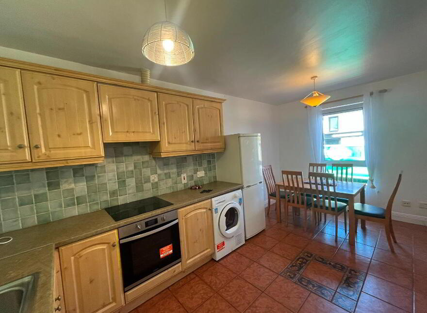 64 The Stables, Mill Road, Midleton, P25R923