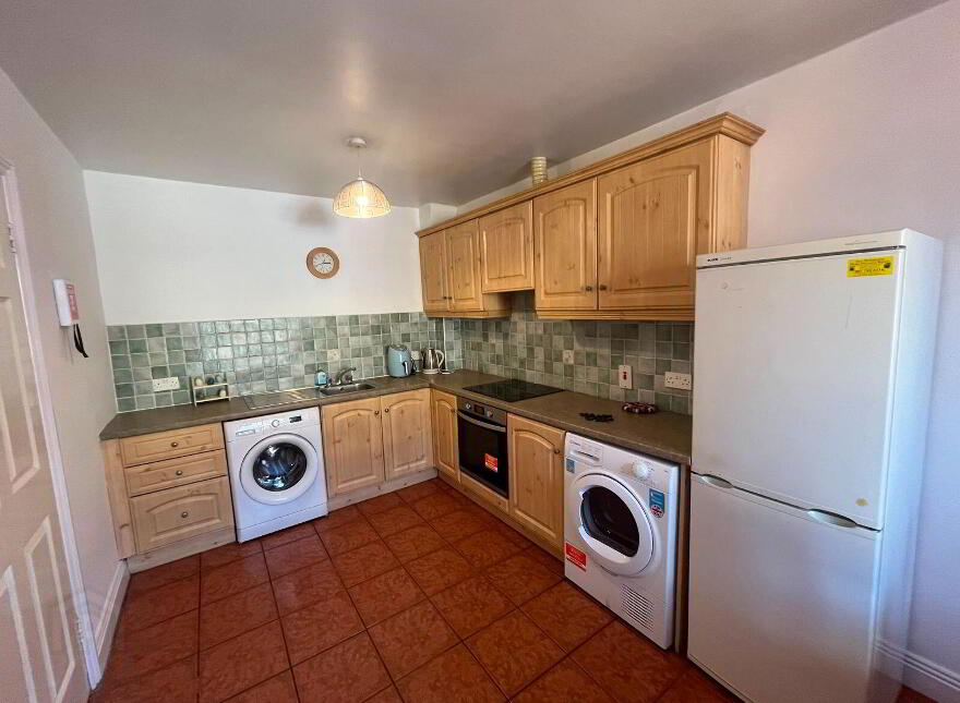 64 The Stables, Mill Road, Midleton, P25R923